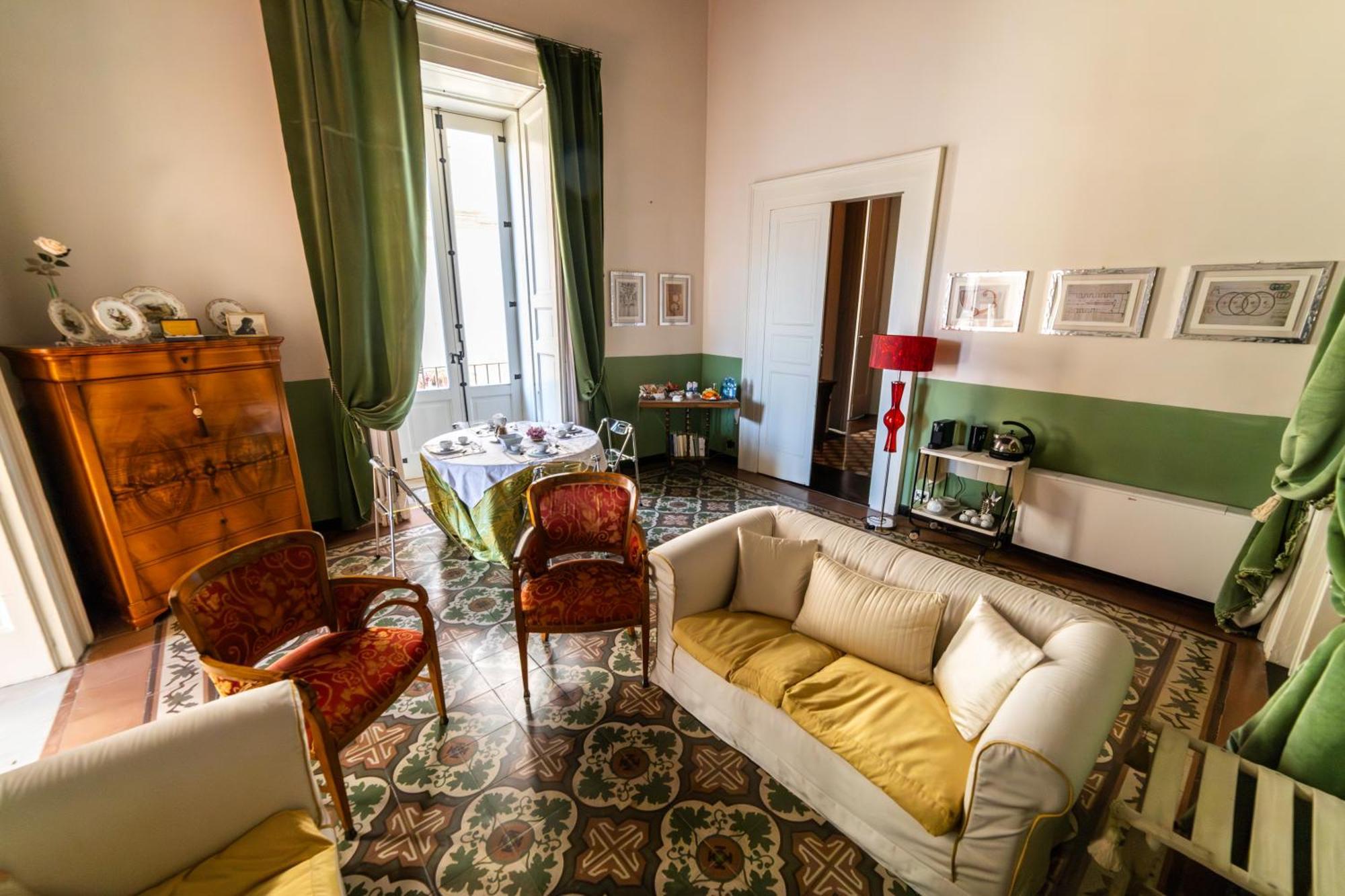 Dimora Storica Giostra Vecchia - Palazzo Grisolia 1809 Козенца Екстер'єр фото
