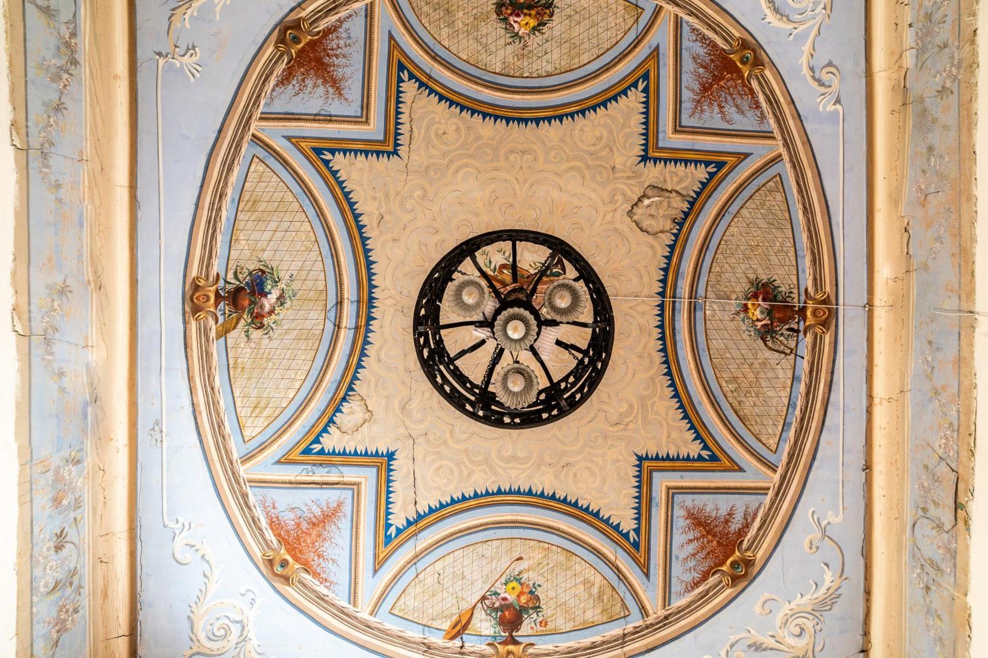 Dimora Storica Giostra Vecchia - Palazzo Grisolia 1809 Козенца Екстер'єр фото